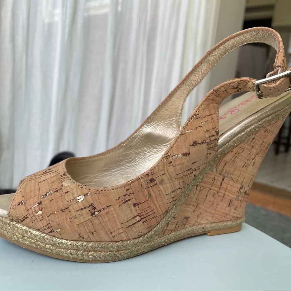 Lilly Pulitzer Wedge Sandal so 8